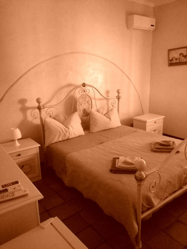 Family Room (King) photo 3