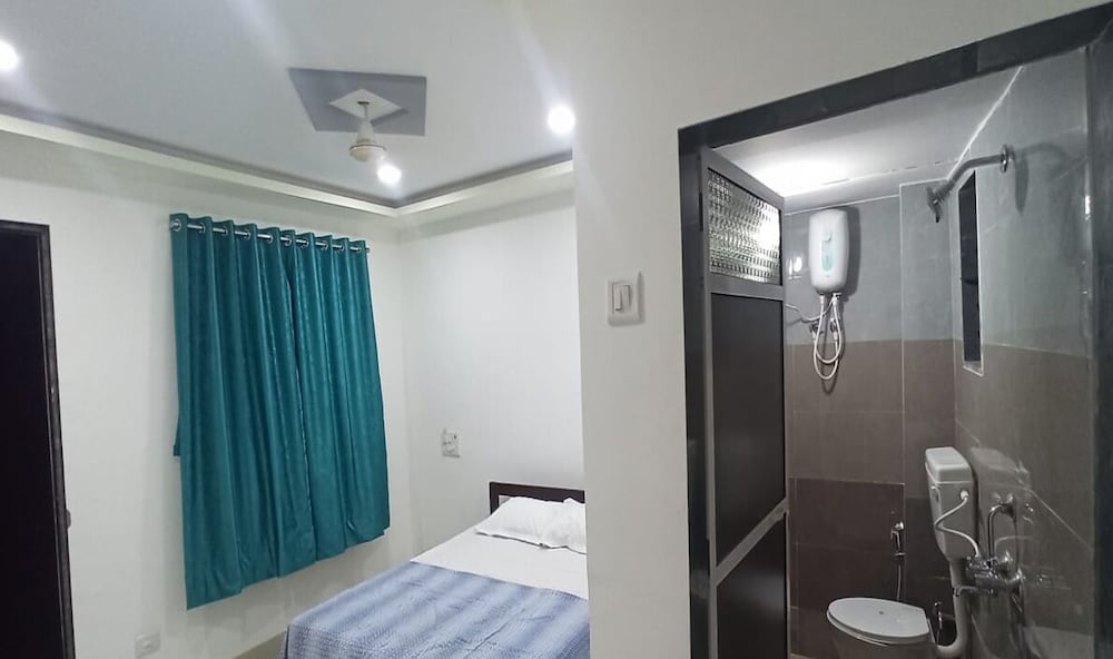 Deluxe Double Room photo 2