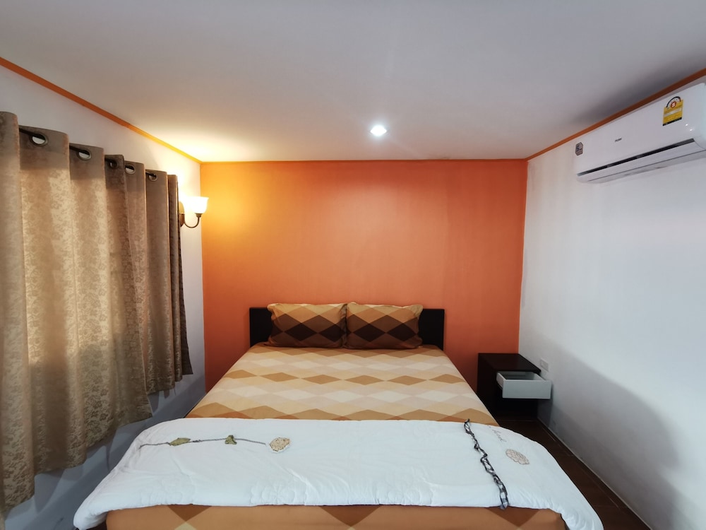 Standard Double Room - Photo 7