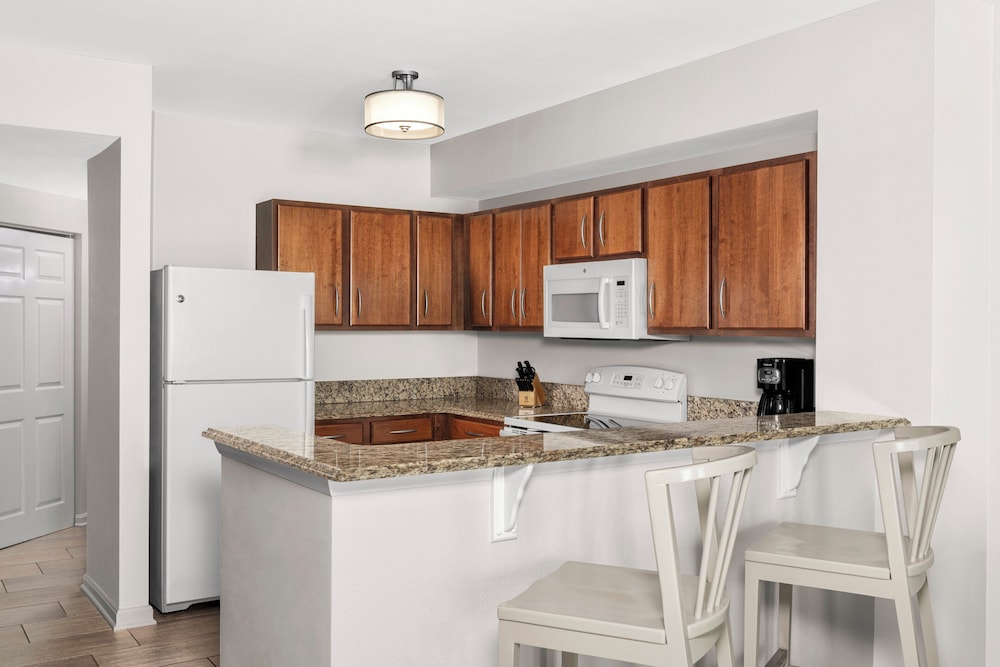 2 Bedroom Boulevard View photo 3