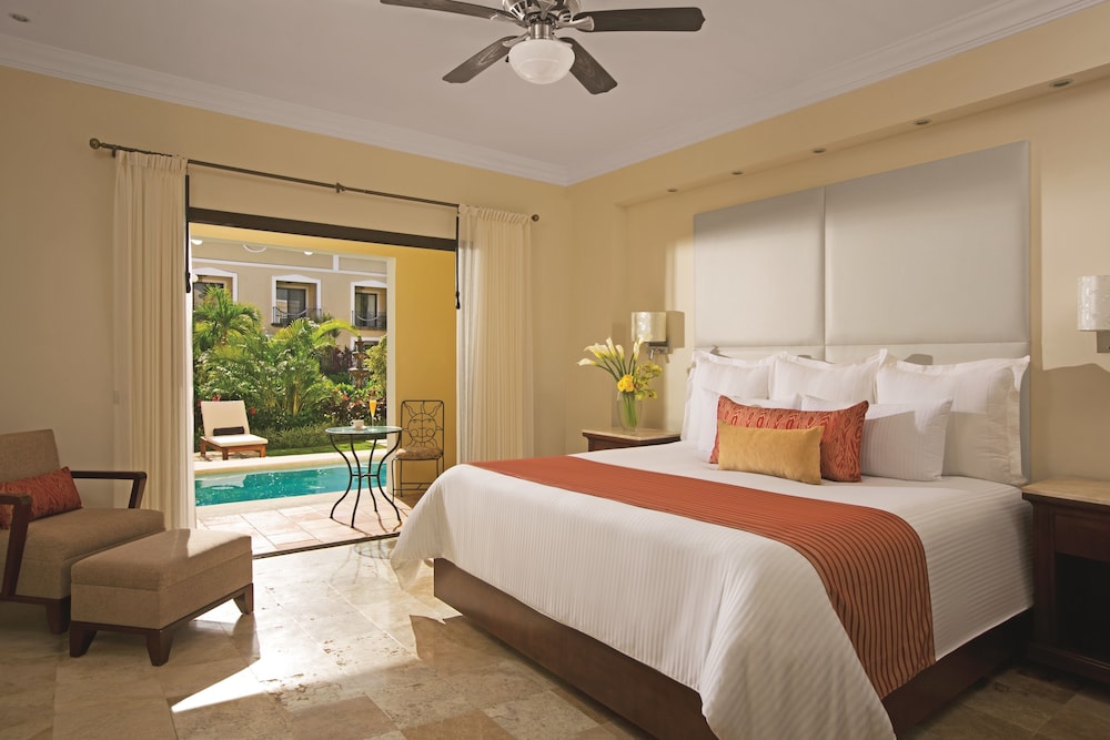 Preferred Club Deluxe Swimout Garden King