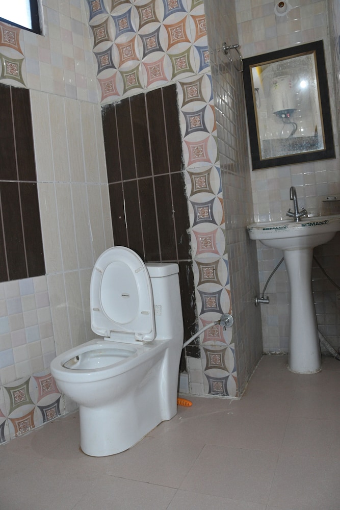 Deluxe Room - Photo 3