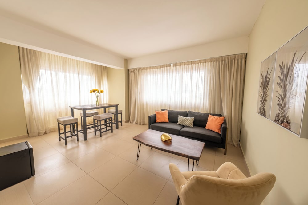 Suite, 1 Bedroom, Non Smoking (1 King Bed) - Photo 7