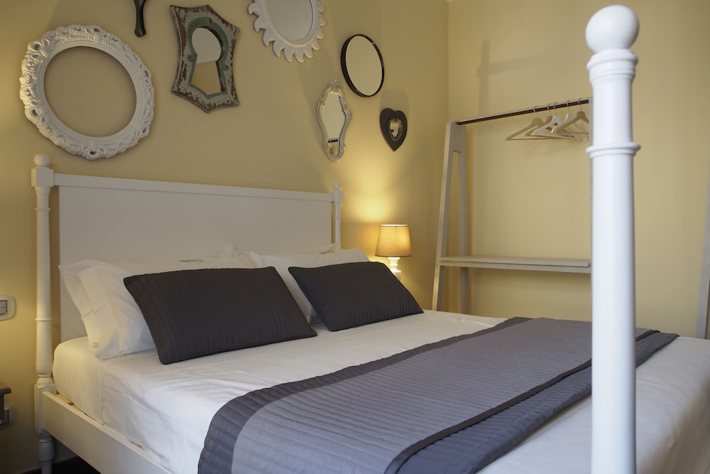 Deluxe Quadruple Room, Balcony