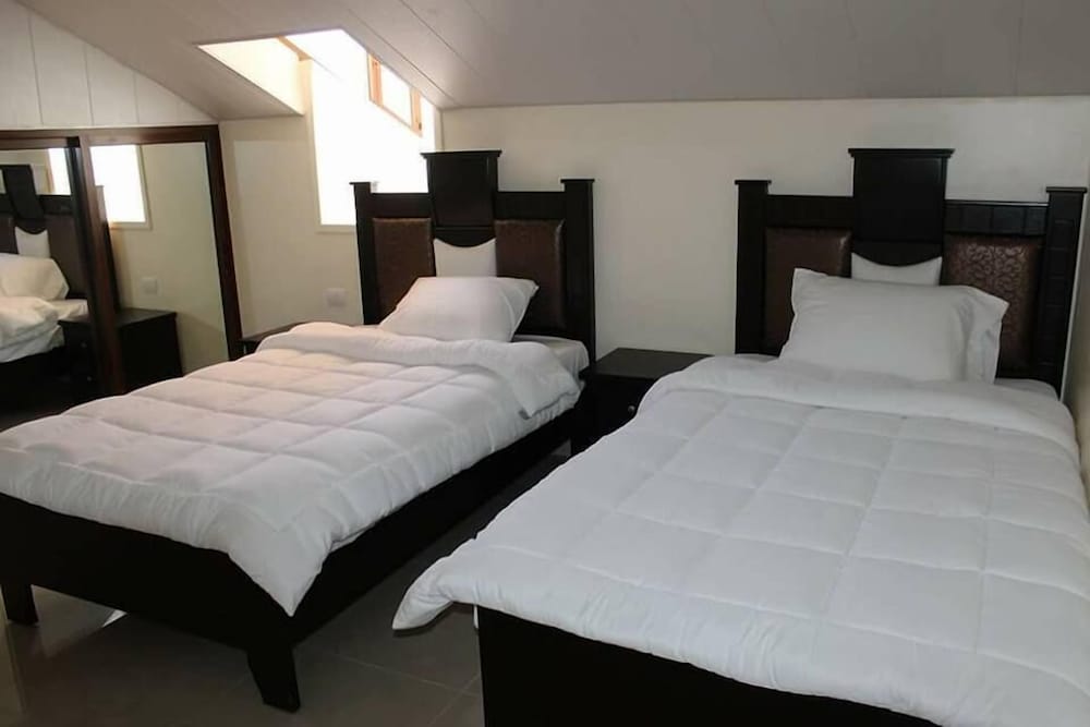 Twin Room, 2 Twin Beds photo 1