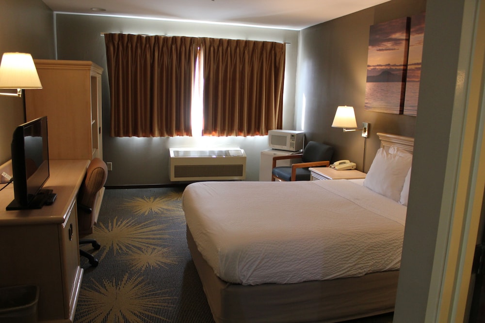 Efficiency, Standard Room, 1 Queen Bed - Photo 2