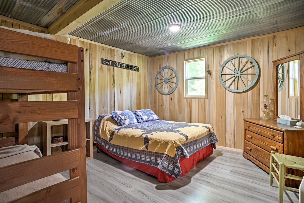 House (2 Bedrooms) photo 3