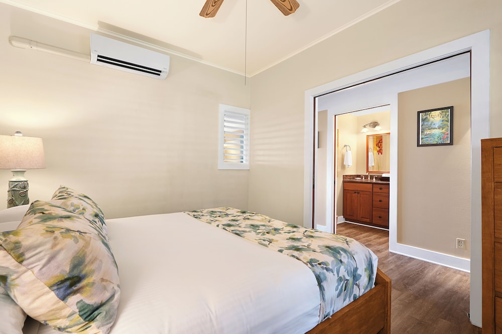 Room, 1 Bedroom, Ocean View (Unit 217 ,1Bath) photo 1