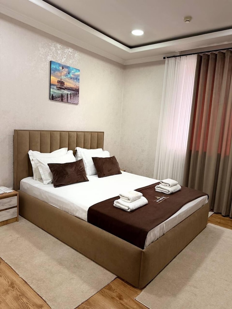 Basic Double Room