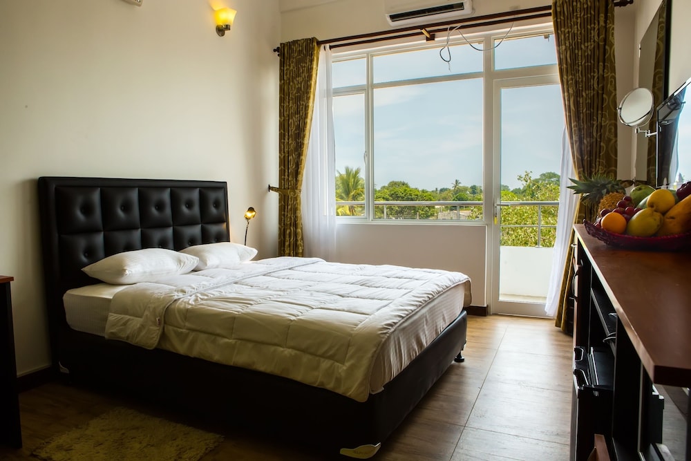 Deluxe Twin Room, 2 Twin Beds, Microwave, Garden View photo 3