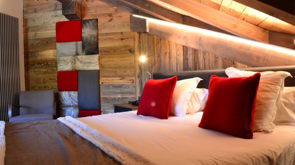 Junior Suite for Family (4 or people)