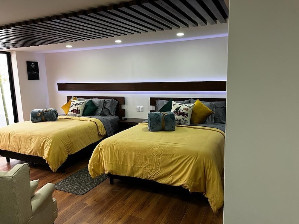 Comfort Suite, Multiple Beds, Non Smoking photo 1