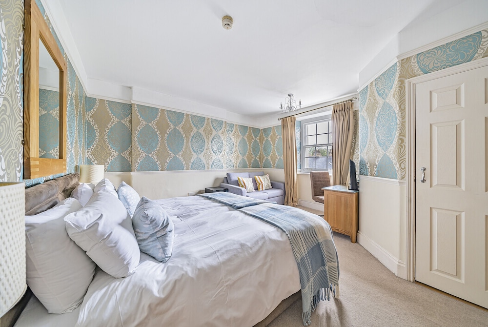 Superior Double or Twin Room, Ensuite (Room 7)