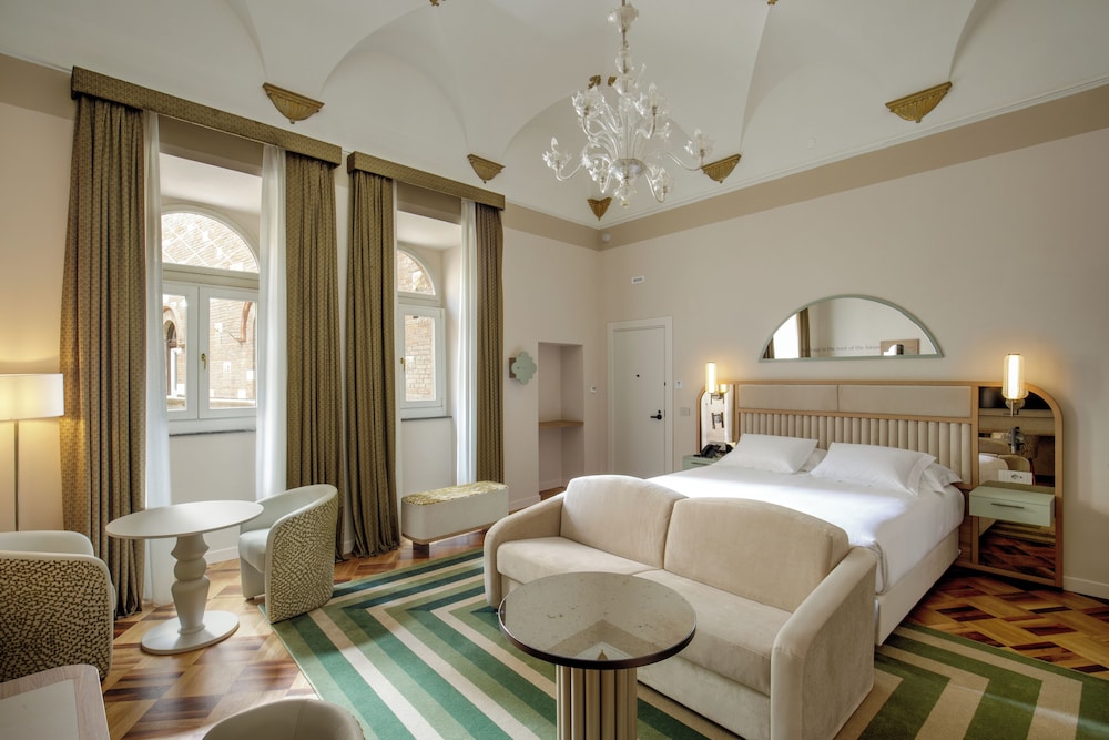 Junior Suite, 1 King Bed