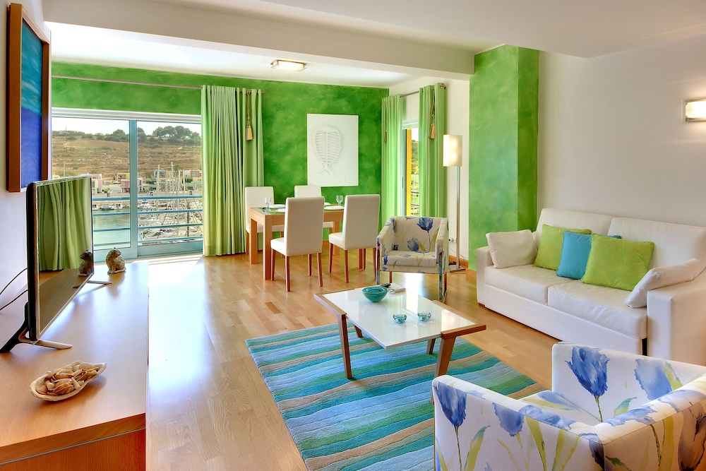 Apartment, 1 Bedroom, Balcony, Marina View