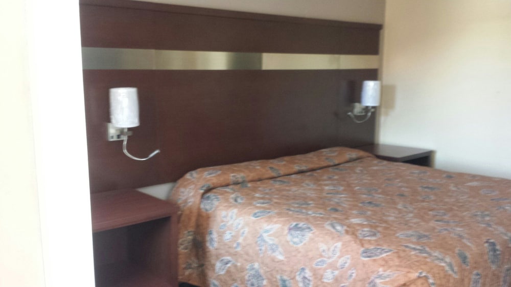 Standard Single Room, 1 King Bed