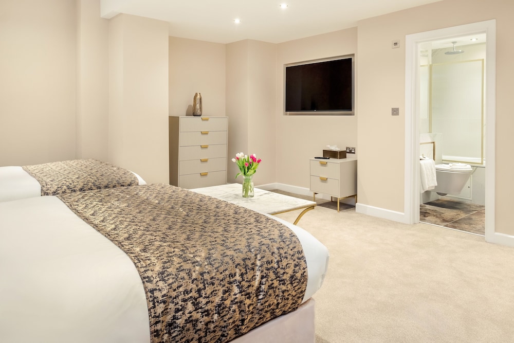Executive Quadruple Room, 1 Bedroom photo 2