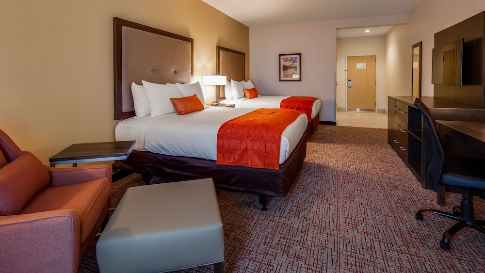Standard Room, 2 Queen Beds, Non Smoking, Refrigerator - Photo 6
