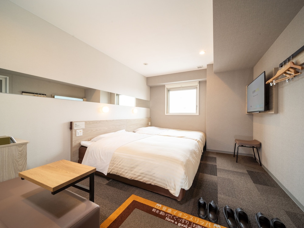 Hollywood Twin Room (Room Only)