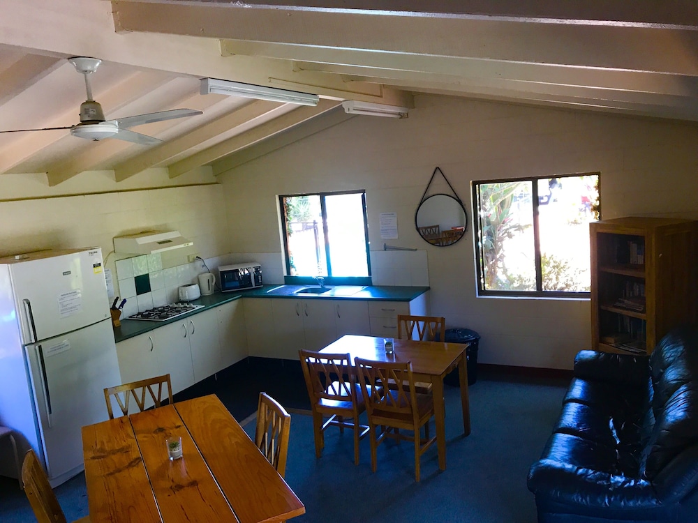 Double Bunk Room (1 set of bunk beds with a double base in private room, shared kitchen bathroom) photo 2