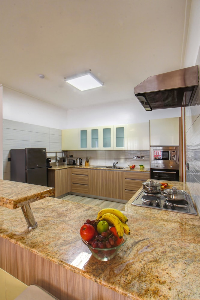 Standard Apartment, 2 Bedrooms, Non Smoking, Kitchen (Living Room, Full Kitchen) photo 2