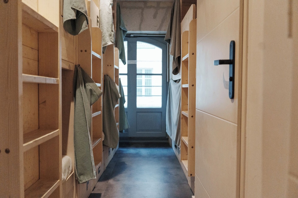 Standard Shared Dormitory, Women only