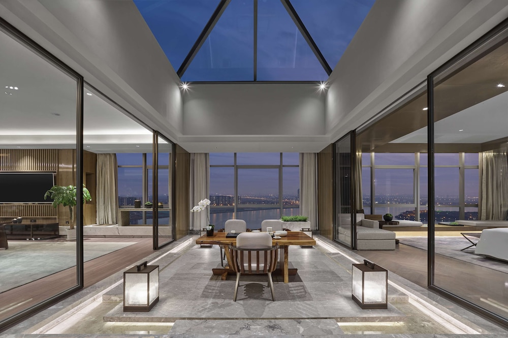Presidential Suite, 1 King Bed