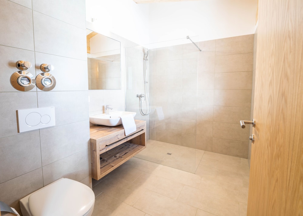 Standard Penthouse, 2 Bedrooms photo 3