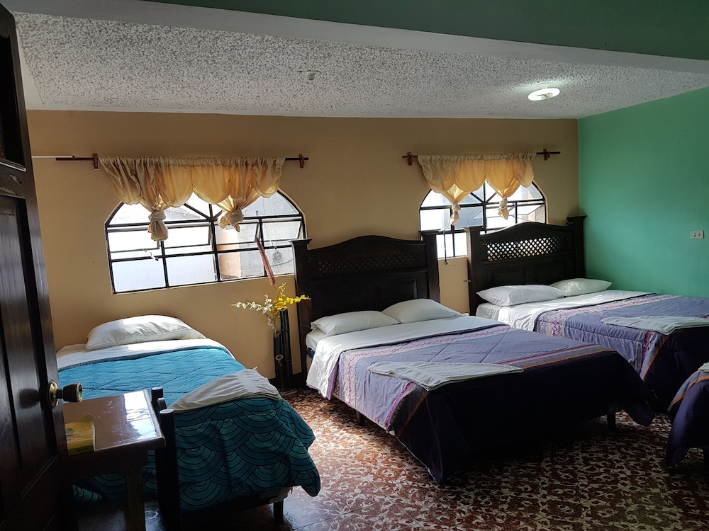 Family Room, Multiple Beds photo 1