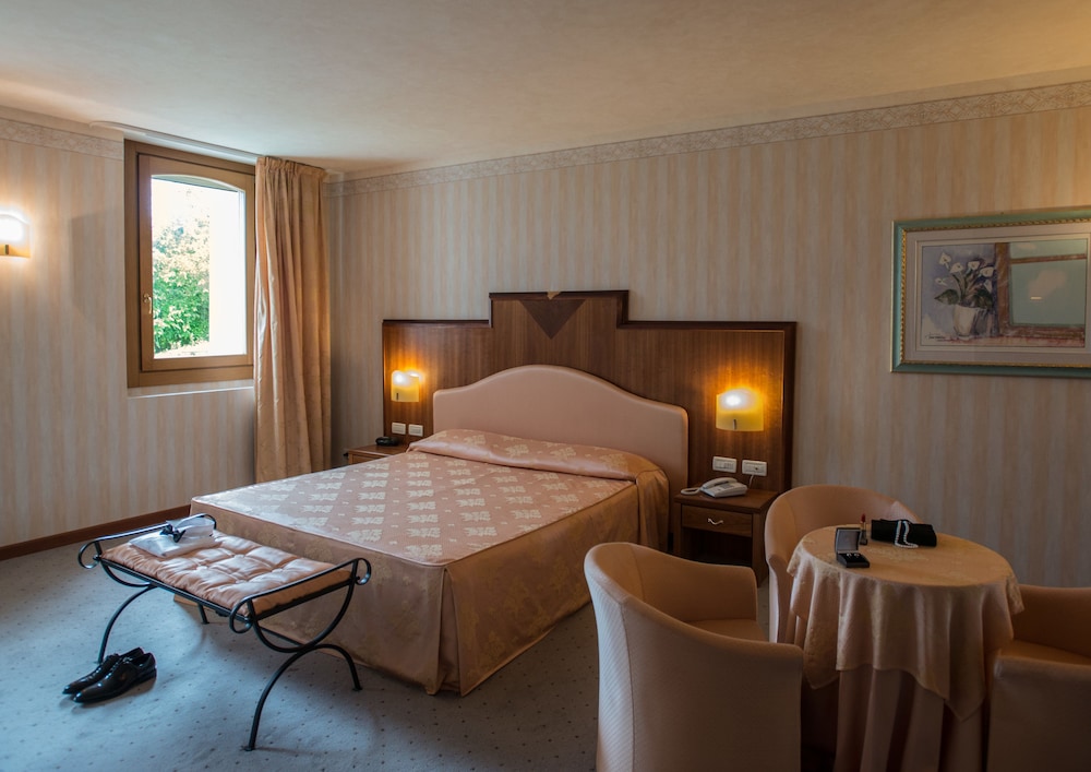 Family Suite - Photo 1