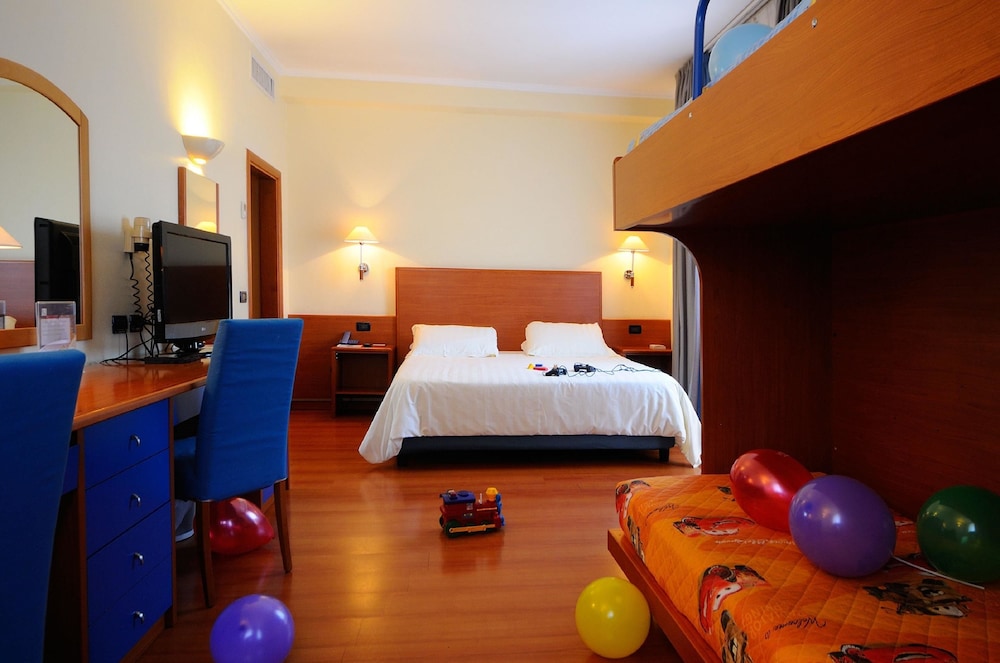 Family Room, 2 Queen Beds
