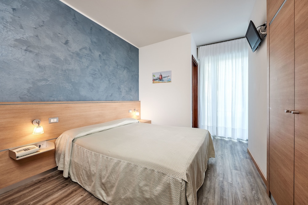 Double Room Single Use photo 2