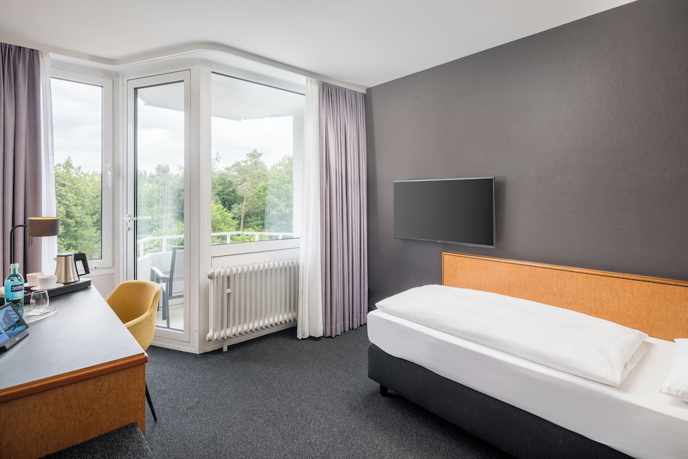 Executive Room, 1 Twin Bed, Balcony photo 3