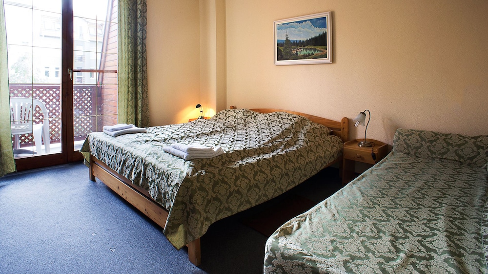 Exclusive Triple Room photo 2