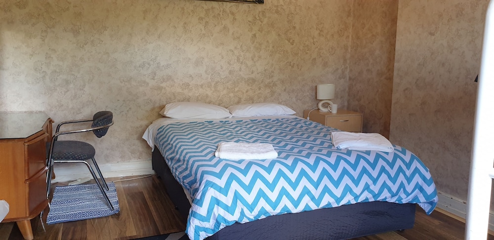 Deluxe Studio, Multiple Beds (4 Pax) photo 1