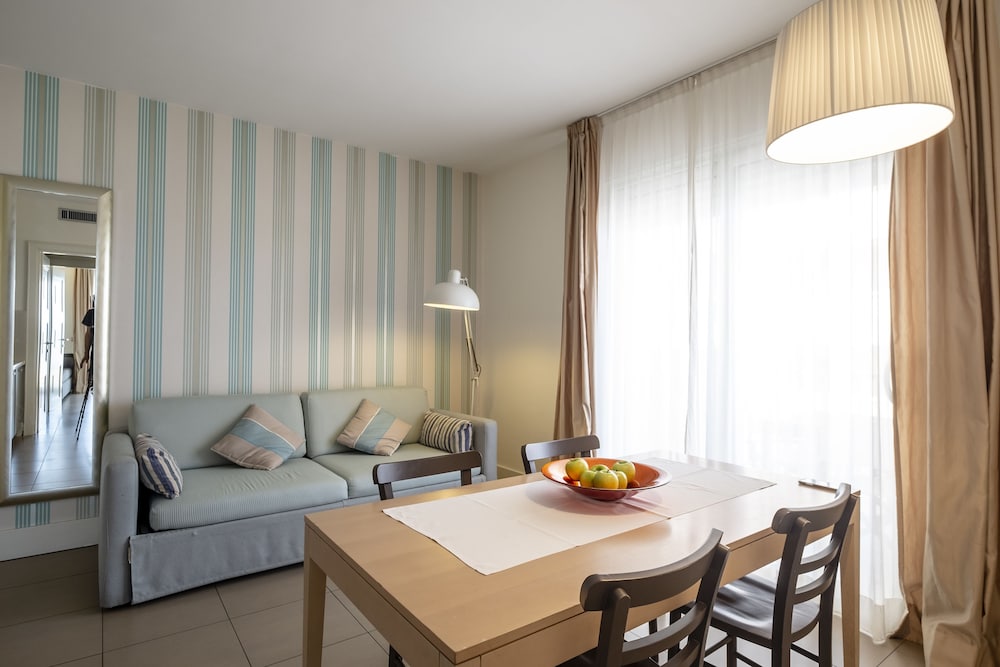 Suite (4 People) photo 3