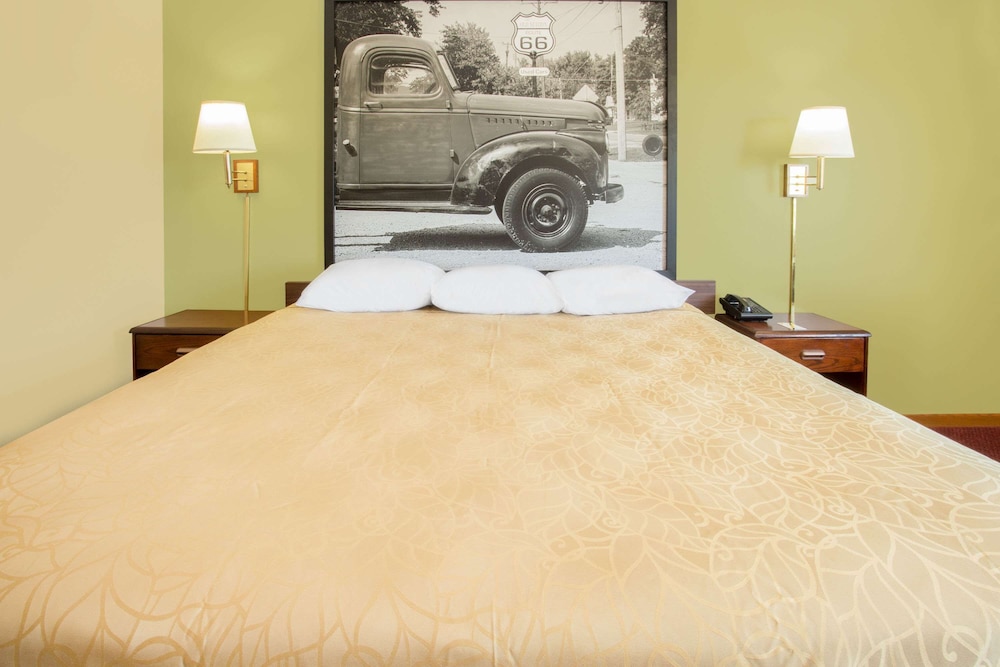 Suite, 1 King Bed