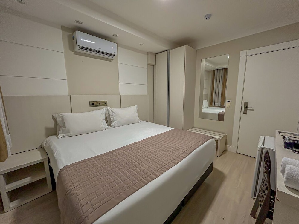 Deluxe Single Room photo 2