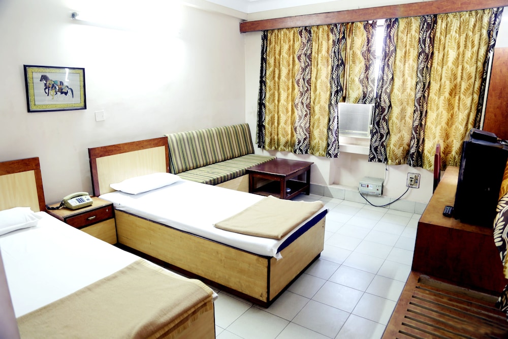 Deluxe Room, 1 Bedroom photo 2