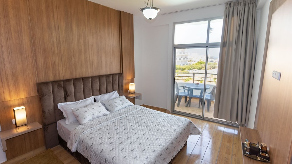 Grand Apartment