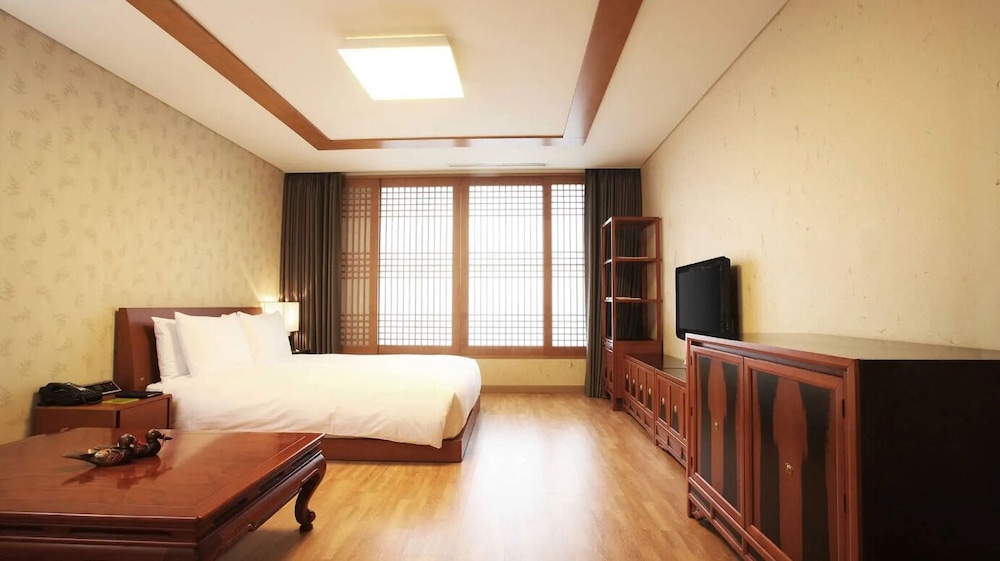 Deluxe Room (Ondol) - Photo 2