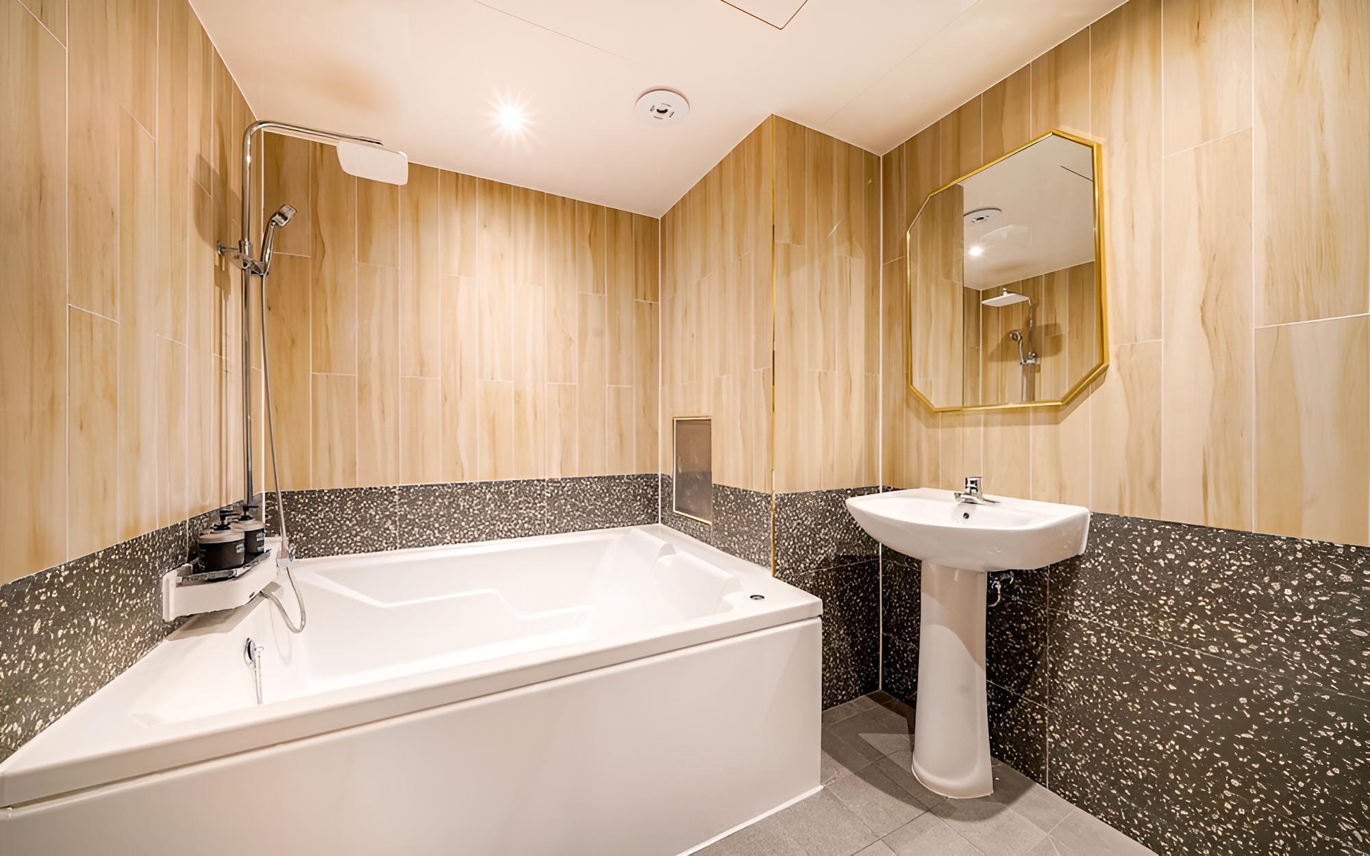 Room (VIP (with styler whirlpool high-spec ) - Photo 5