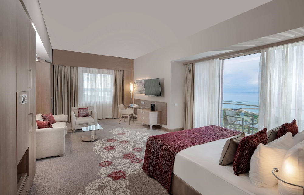 Panoramic Suite, 1 Double Bed, Non Smoking, Sea View