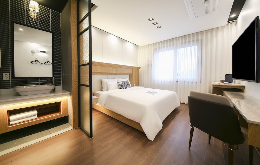 Business Double Room
