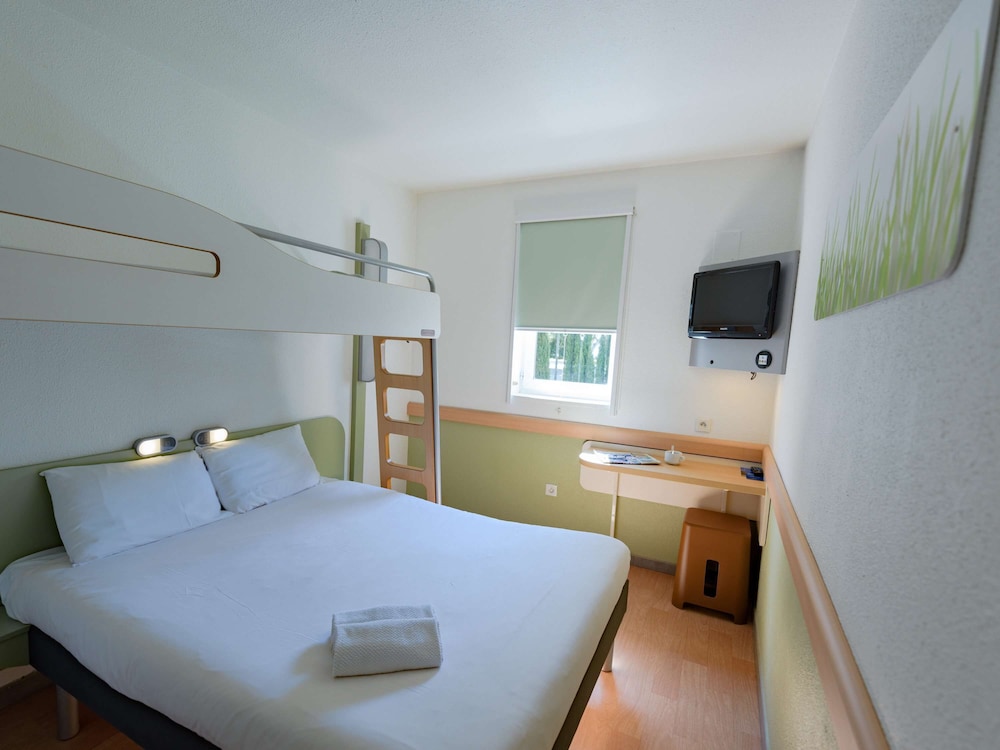 Triple Room, Multiple Beds photo 1