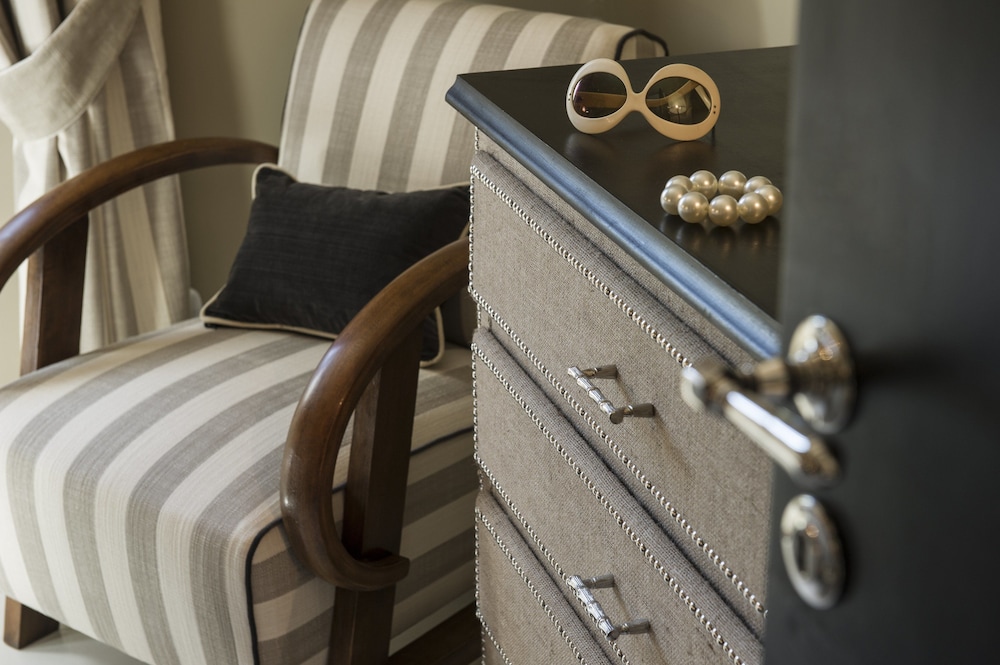 Design Suite, Sea View