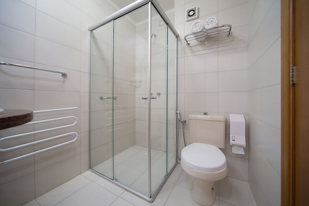 Deluxe Double or Twin Room photo 3