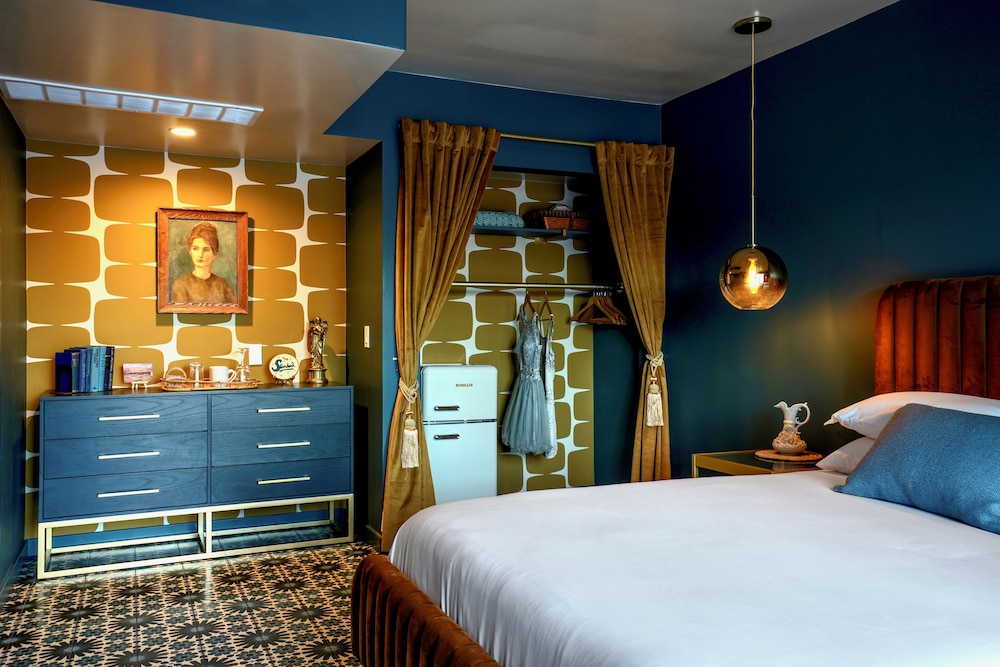 The Stardust Hotel, 写真 2