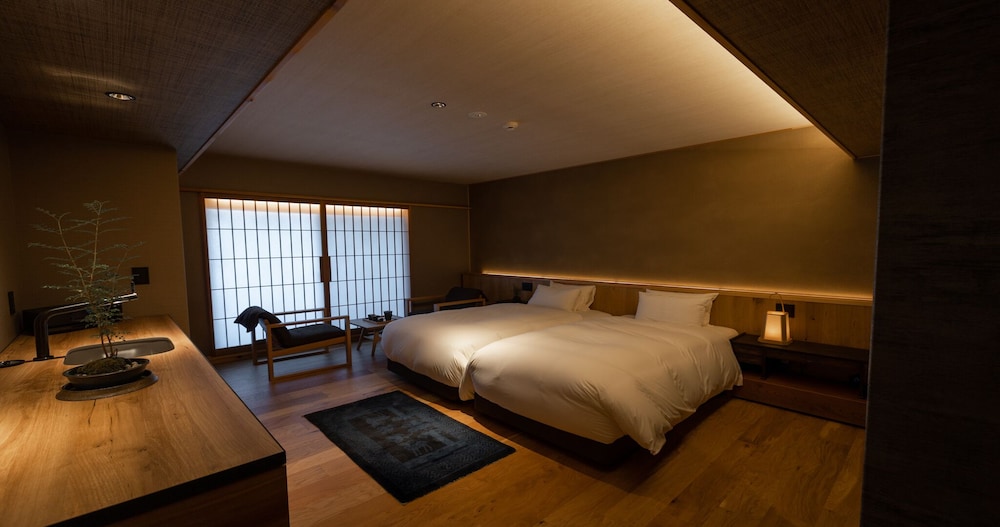 Superior Twin Room - Photo 1
