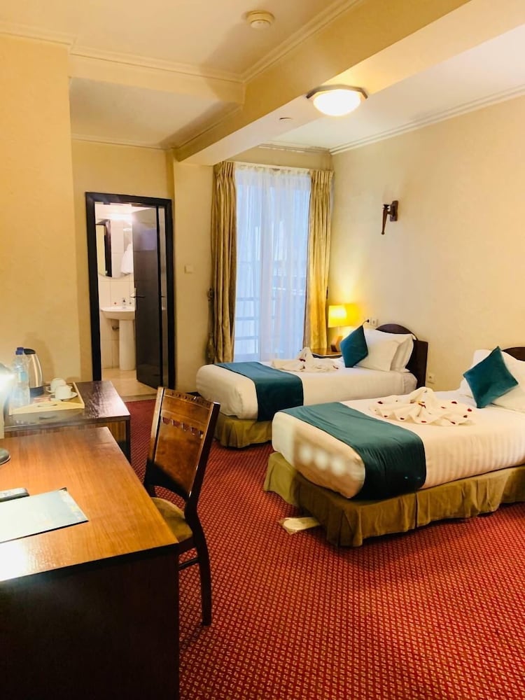 Comfort Twin Room, City View
